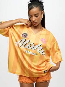 SUMWON WOMEN Camiseta de cuello en V tipo balón de verano con estampado de rayas hawaianas Aloha, gráficos retro con diseño de la isla de Hawai y flor de hibisco para vacaciones en la playa, con silueta oversize