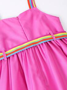 Tween GirlsMinimalist Fashion Butterfly Print White Camisole Dress With Rainbow Striped Waist Belt, Suitable For Summer Outings