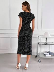 EMERY ROSE Heart Print Crew Neck Waist Twist Detail Front Slit Women Midi Dress