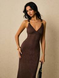 Poéselle Women's Dress Textured Knitted Dress Metal Button Decoration Backless Dress Brown Dress Elegant Women's Elegant Backless Sleeveless Dress, Summer  Bodycon Maxi Dress Y2k Clothes Country Concert Outfit Old Money Streetwear Going Out Outfits