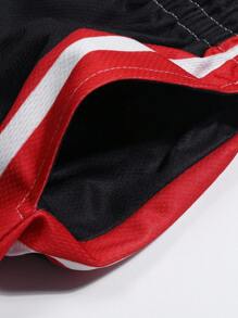 ROMWE MEN Prep 男士深色风格字母条纹印花运动T恤和短裤两件套