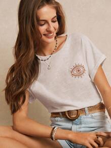 Poéselle 100% 纯棉 T 恤，带有象征性眼睛图案刺绣，必备单品，夏季，婚礼季节必备单品，Cottagecore 刺绣 T 恤，短袖 T 恤，轻松别致的休闲风格