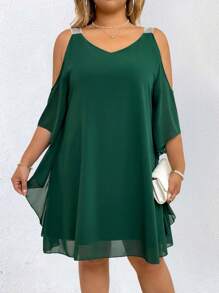 SHEIN EMERY ROSE CURVE Robe mi-longue en mousseline de soie, style chic avec bretelles spaghetti et épaules dénudées, coupe évasée