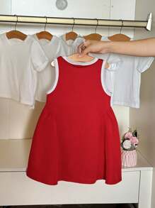SHEIN Vestido deportivo casual de punto de parche rojo para niñas pequeñas, con costuras asimétricas de bloques de color, adecuado para que las niñas pequeñas jueguen, usen en casa, vacaciones, dulce y lindo - Multicolor - Ver 2