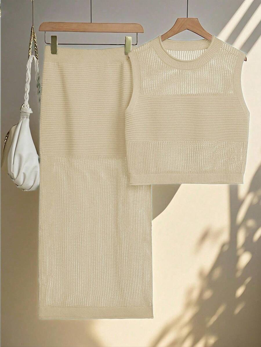 Franclia 2件套女士夏季度假休闲镂空针织背心和裙子套装 - 杏色 - 查看 1