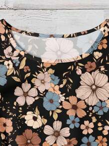 SHEIN Clasi 大码女装日常休闲优雅花卉印花圆领双层小盖袖宽松衬衫，女士夏装，女士度假服装，女士夏装，女士外出上衣 - 彩色 - 查看 3