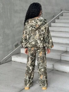 SHEIN Tween Girl 复古树叶迷彩印花口袋连帽夹克 + 直筒裤套装，街头风格，秋冬两件套 - 彩色 - 查看 2