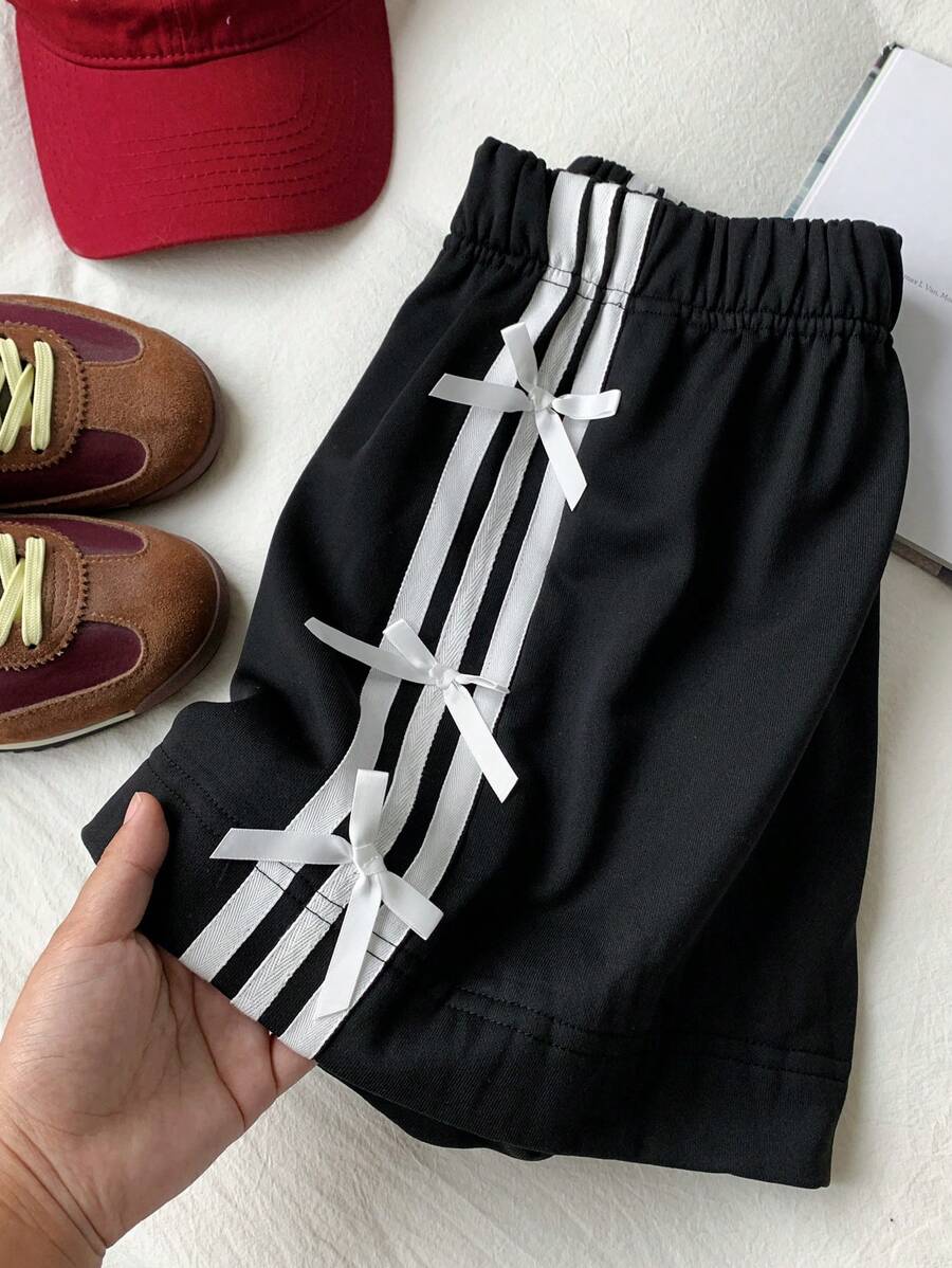 Comfortcana 女式黑色蝴蝶结装饰松紧腰短裤