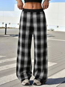 SHEIN ICON Pantalones casuales de estilo básico para mujer con patchwork de cuadros en blanco y negro de cintura baja y pierna acampanada