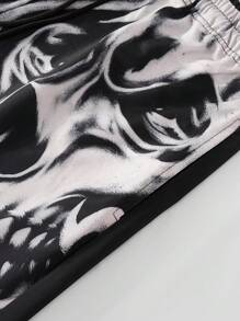 ROMWE MEN Goth 哥特风骷髅印花短裤：释放你的叛逆街头风，万圣节 - 彩色 - 查看 5