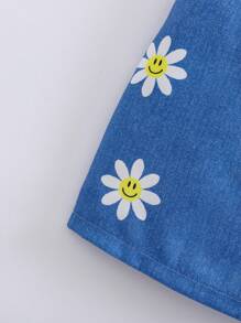 2件套女孩活泼度假向日葵心笑脸牛仔效果印花不对称下摆短裤，蓝色和粉色组合，适合夏季外出