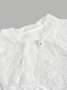 SHEIN MOD 加大码女式白色镂空蕾丝针织 T 恤蕾丝上衣、短款蕾丝衬衫、透视衬衫蕾丝针织衫、复古、波西米亚风、返校风 - 白色 - 查看 4
