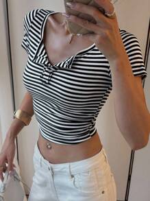 DAZY Women's Stripe Short Sleeve Cropped Tight Fit T-Shirt