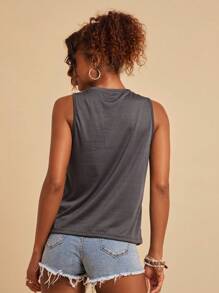 SHEIN VCAY 休闲简约常规圆领无袖棕榈树度假图案修身背心，适合夏季穿着