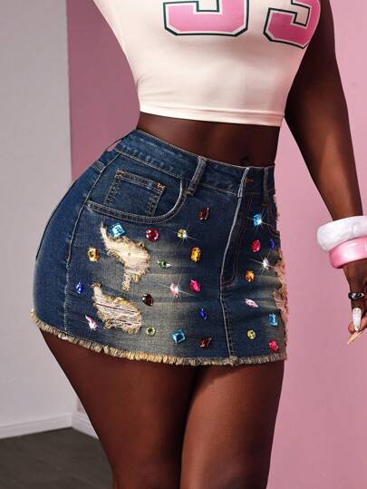 Slaydiva 女式夏季时尚做旧水钻装饰磨损下摆牛仔迷你裙
