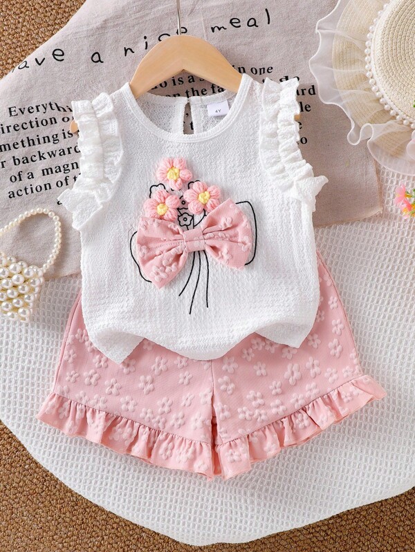 SHEIN Conjunto de niña pequeña (talla pequeña) de top de camisol con volantes y estampado jacquard blanco y shorts con volantes rosados, conjunto de verano adorable para niña joven