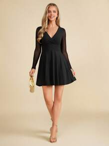 Amorya Váy ôm sát cổ chữ V xếp ly phối lưới tay lỡ - màu đen - Xem 5