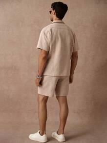 Manfinity Homme 2pcs Urban Casual Houndstooth Print Short Sleeve Shirt Sets, Fashionable - Khaki - View 2