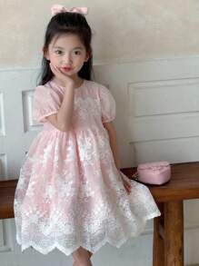 Dazy Kids Vestido de fiesta de cumpleaños de largo medio con cuello redondo y parches de encaje para niñas (talla pequeña)