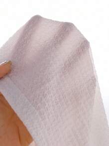 SHEIN Genkimix Kids Conjunto de niña pequeña (talla pequeña) de top de camisol con volantes y estampado jacquard blanco y shorts con volantes rosados, conjunto de verano adorable para niña joven