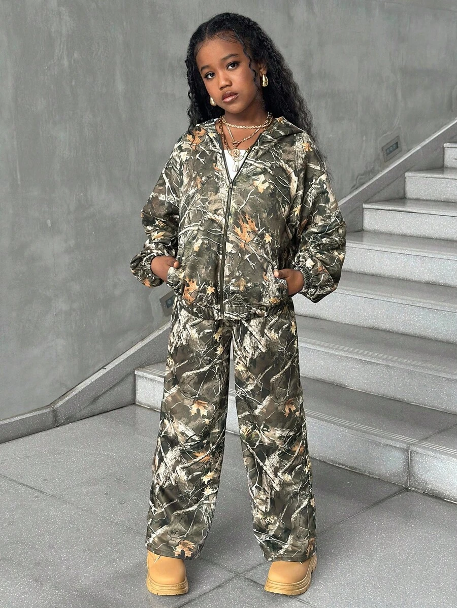 SHEIN Tween Girl 复古树叶迷彩印花口袋连帽夹克 + 直筒裤套装，街头风格，秋冬两件套 - 彩色 - 查看 1
