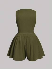 SHEIN MOD 橄榄绿色 V 领褶饰腰部短款连体裤，适合大码女款