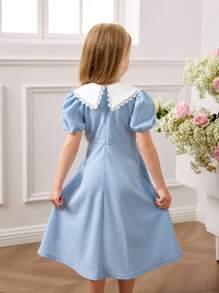 SHEIN Abito attillato da ragazza con colletto Peter Pan a colori contrastanti, lavorato a maglia - Blu - Visualizzare 2