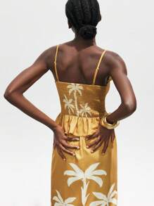 Maija 2025秋季黄色花卉印花荷叶边吊带露脐上衣，露肩度假上衣，夏威夷风情，波西米亚风节日装扮 - 黃色 - 查看 2