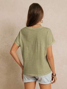 Poéselle 100%純棉眼紋繡花圖案T恤，夏日必備，婚禮季必備，小屋風格繡花T恤，短袖T恤，輕鬆時尚休閒風格 - 軍綠色 - 查看 2