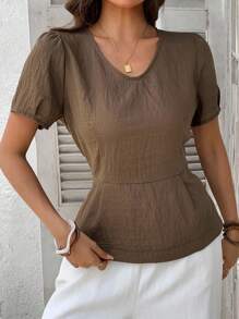 Livesso Blusa con cuello en V, volantes en el bajo y manga corta, color liso, para el verano