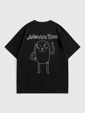 Adventure Time X ROMWE Maglietta nera casual da uomo con grafica a cartone animato e lettera, decorazione di strass, vestibilità ampia, scollo a goccia, adatta per l'estate