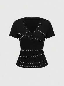 ROMWE Grunge Punk Camiseta metálica con cuello en V vintage de los 2000, acolchada y con remaches y cinta - Negro - Ver 1