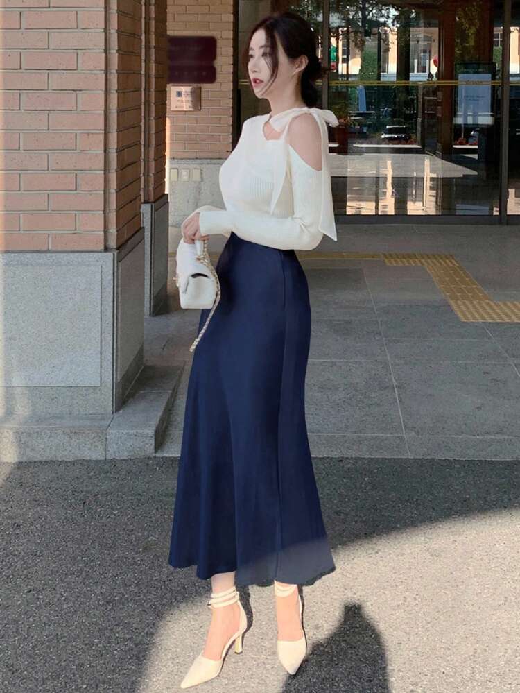 Women's Fitted Solid Color Satin Fishtail Skirt, Spring/Summer Elegant Skirt