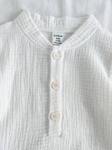 Vintaside Kids Tenue minimaliste pure blanche pour bébés garçons, printemps/automne, sans imprimé, Top à demi-patte manches longues assorti à un pantalon long. Convient pour se promener à l'extérieur pour ressentir les changements de saison, comme tenue décontractée pour l'intérieur, dégageant également une petite touche de gentleman propre et soigné pour les fêtes, permettant à l'enfant de se sentir à l'aise en toute occasion.
