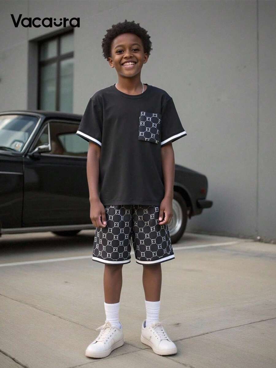 SHEIN 1 Set Tween Boy Black T-Shirt & Shorts 2 Pieces Outfit - Black - View 1