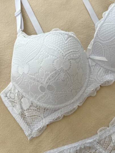 DelicateAllure Bloemen Kanten Underwire BH Slipje Lingerie Set Cozy Elegante view 3