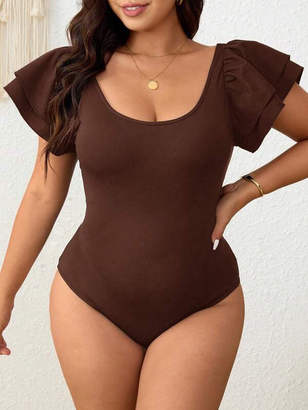 SHEIN Frenchy Große Größen lässiges einfarbiges sexy anliegendes Body mit Rüschenärmeln