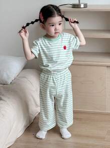 Dazy Kids 2件套女婴条纹休闲印花短袖T恤和裤子家居服套装，幼儿女童服装 - 綠色 - 查看 3