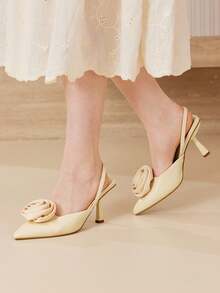 MOTF PREMIUM STEREO FLORAL POINTED TOE HIGH HEEL PUMPS - Beige - View 2