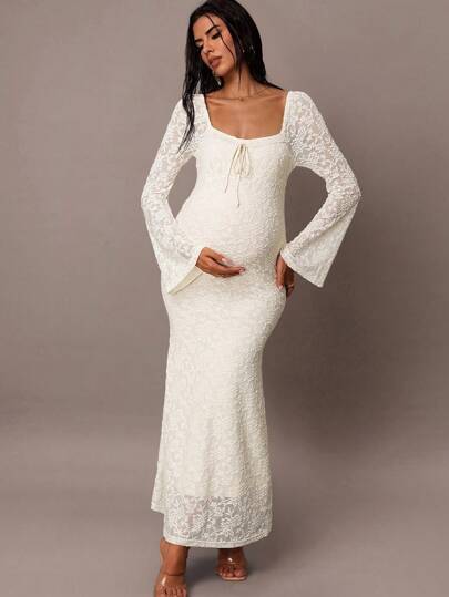 MaterniChic Elegant, kontrasterande spetsklänning med klocka och ärm, gravidklänning