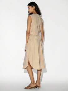 Lumivelle Bộ áo cổ tròn cho nữ kèm chân váy viền tròn cạp cao - Màu Khaki - Xem 2