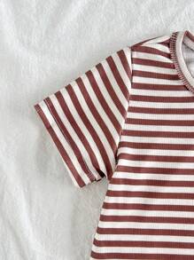 SHEIN Vintaside Kids Baby Boy Summer Round-Neck Short-Sleeved T-Shirt & Overalls - Multicolor - View 4