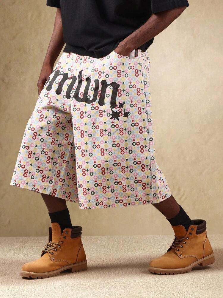 Knielange Baggy-Jeansshorts mit weitem Bein und lockerer Passform und Logomania-Print