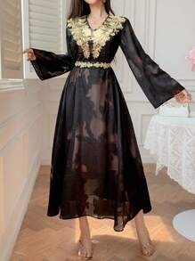 DAZY 优雅花卉亮片装饰V领中长连衣裙，女士端庄时尚之选 - 黑色 - 查看 9