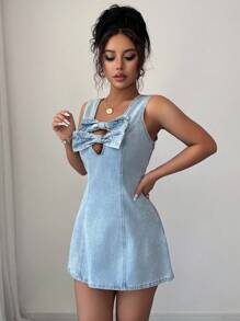 Elenzga Fashion V-Neck Bowknot Washed Denim Dress - Light Wash - View 5