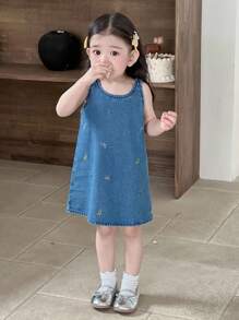 Dazy Kids Baby Girls Bow Embroidered Round Neck Washed Casual Mid-Length Denim Dress - Blue - View 6