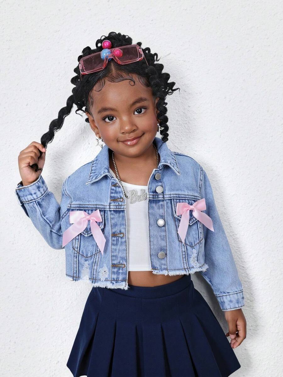 SHEIN 年轻女孩可爱甜美粉色蝴蝶结蓝色宽松短款牛仔夹克，春夏休闲度假乡村波西米亚风装 - 淺色水洗藍 - 查看 1