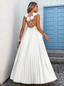 Vivid Eden 女士优雅长裙，背部有 3D 花卉装饰，适合度假 - 白色 - 查看 2