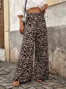 متعدد الألوان