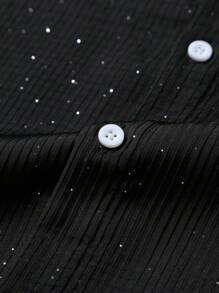 Manfinity RSRT Men's Casual Silver Foil Short Sleeve Shirt For Summer